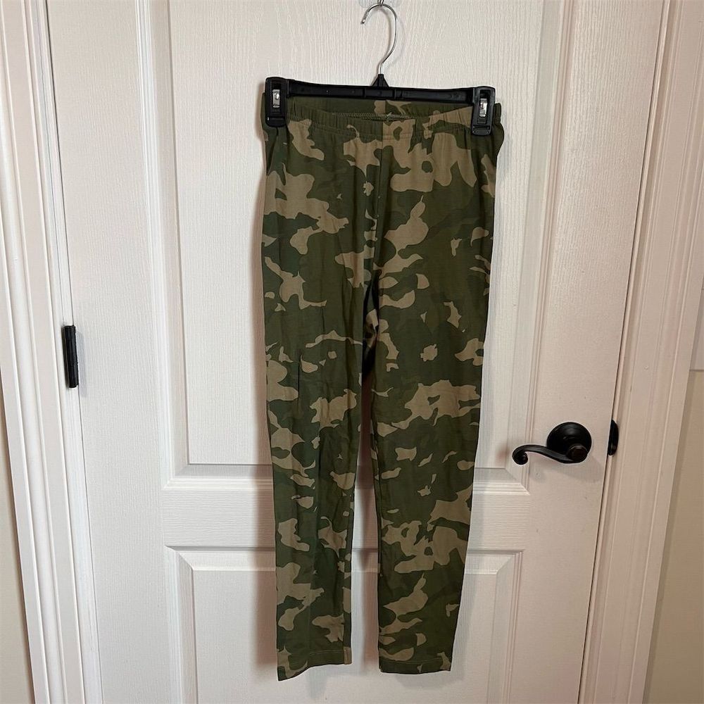 Old Navy Women's Camouflage Leggings Green Size Medium Activewear NWOT